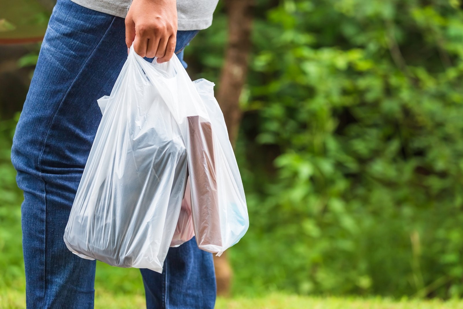 How Compostable Packaging Benefits Businesses